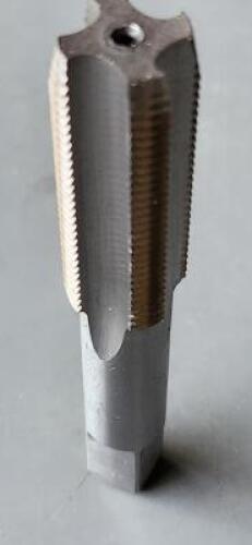 DESCRIPTION: (4) HSS STRAIGHT FLUTE HAND TAP INFORMATION: VC 04477162 RETAIL$: $44.02 EA SIZE: 3/4-16 UNF QTY: 4