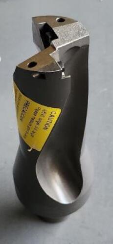 DESCRIPTION: (1) INDEXABLE INSERT DRILL BRAND/MODEL: KOMET V3033811 RETAIL$: $708.41 SIZE: 3" DEPTH 1.62" DIA QTY: 1