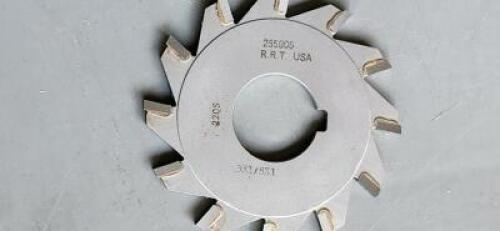 DESCRIPTION: (1) CARBIDE TIPPED SIDE MILLING CUTTER BRAND/MODEL: ROCK RIVER TOOL 255906 RETAIL$: $106.96 SIZE: 3" DIA 1/8" WIDTH 1" ARBOR HOLE QTY: 1