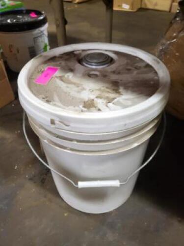 DESCRIPTION: (1) MYSTERY BUCKET QTY: 1