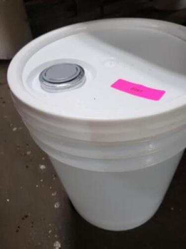 DESCRIPTION: (1) MYSTERY BUCKET QTY: 1