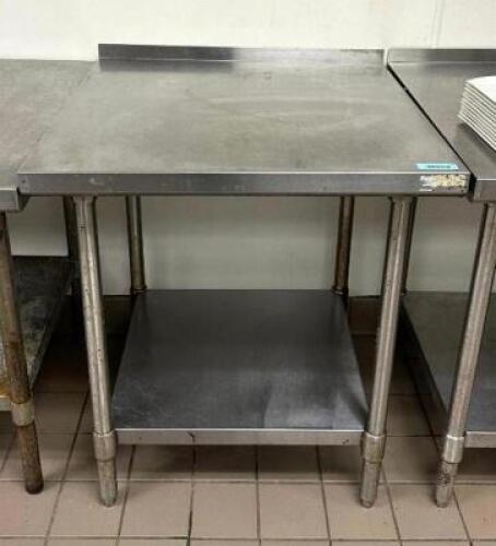 DESCRIPTION: 30" STAINLESS STEEL TABLE WITH STAINLESS UNDERSHELF SIZE: 30"X30"X35" LOCATION: KITCHEN QTY: 1