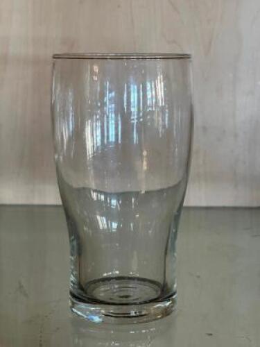 (6) - BEVERAGE GLASSES