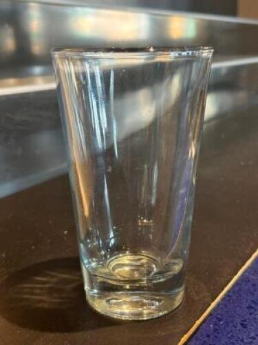 (12) - BEVERAGE GLASSES