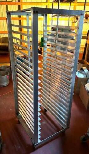 FULL SIZE MOBILE PAN RACK