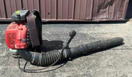 DESCRIPTION: REDMAX COMMERCIAL BACKPACK BLOWER BRAND/MODEL: REDMAX EBZ7500 LOCATION WAREHOUSE #2
