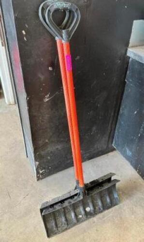 DESCRIPTION: (2) ORANGE AND BLACK PLASTIC SNOW SHOVELS LOCATION: BUILDING 4 THIS LOT IS: SOLD BY THE PIECE QTY: 2