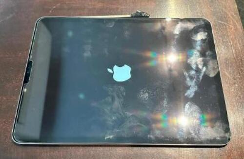 DESCRIPTION: APPLE IPAD TABLET ADDITIONAL INFORMATION NO CHARGING CORD LOCATION: OFFICE QTY: 1