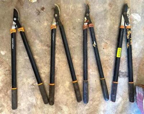 DESCRIPTION: (4) 24" POWER LEVER LOPPER TOOL BRAND/MODEL: FISKARS LOCATION WAREHOUSE #1 SIZE: 24"