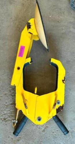 DESCRIPTION: WHEEL BOOT ADDITIONAL INFORMATION NO KEY LOCATION: BUILDING 4 QTY: 1