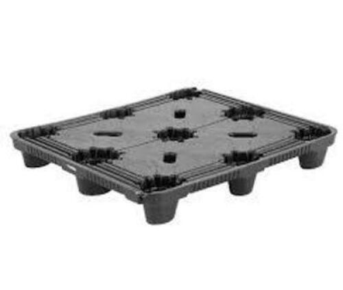 DESCRIPTION: (2) PLASTIC PALLETS BRAND/MODEL: TRIENDA #6116834 INFORMATION: BLACK AND ORANGE RETAIL$: $95.00 EA SIZE: 40" X 48" QTY: 2