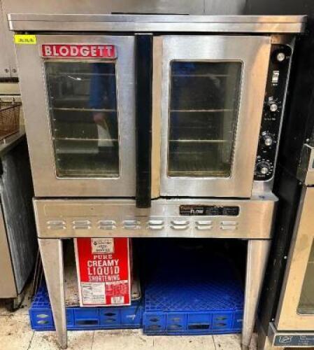DESCRIPTION: BLODGET SINGLE DECK ELECTRIC CONVECTION OVEN. BRAND / MODEL: BLODGETT LOCATION: KITCHEN QTY: 1