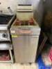 DESCRIPTION: VULCAN 40 LB. GAS DEEP FRYER. BRAND / MODEL: LG400 ADDITIONAL INFORMATION NATURAL GAS, 120,000 BTU. COMES W/ (2) BASKETS AND (1) STAINLES - 3