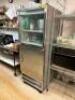 DESCRIPTION: BEVERAGE AIR SPLIT DOOR COMMERCIAL COOLER W/ TOP GLASS DOOR. BRAND / MODEL: BEVERAGE AIR R118-HGS ADDITIONAL INFORMATION 115 VOLT, 1 PHAS - 3