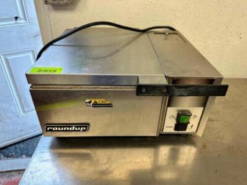 DESCRIPTION: ANTUNES ROUNDUP DELUXE FOOD WARMER STEAMER BRAND / MODEL: ROUNDUP DFW-100CF ADDITIONAL INFORMATION 120 VOLT, 1 PHASE. LOCATION: RESTAURAN