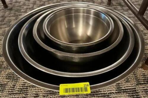 DESCRIPTION: (4) PIECE STAINLESS MIXING BOWL SET. LOCATION: MAIN HALL THIS LOT IS: SOLD BY THE PIECE QTY: 4