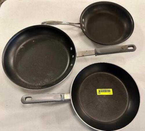 DESCRIPTION: (3) ASSORTED SKILLETS LOCATION: MAIN HALL THIS LOT IS: SOLD BY THE PIECE QTY: 3