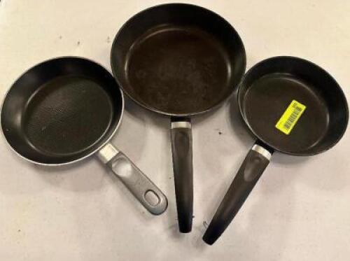 DESCRIPTION: (3) ASSORTED SKILLETS LOCATION: MAIN HALL THIS LOT IS: SOLD BY THE PIECE QTY: 3