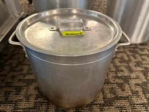 DESCRIPTION: 20 QT ALUMINUM STOCK POT W/ LID SIZE 20 QT LOCATION: MAIN HALL QTY: 1