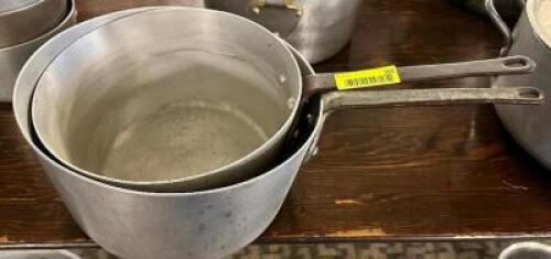 DESCRIPTION: (2) ASSORTED SAUCE POT LOCATION: MAIN HALL THIS LOT IS: SOLD BY THE PIECE QTY: 2