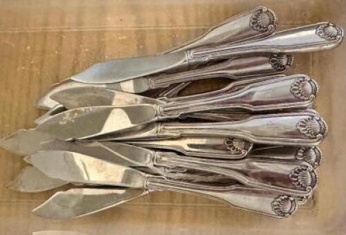 DESCRIPTION: (12) STAINLESS BUTTER KNIVES LOCATION: MAIN HALL THIS LOT IS: SOLD BY THE PIECE QTY: 12