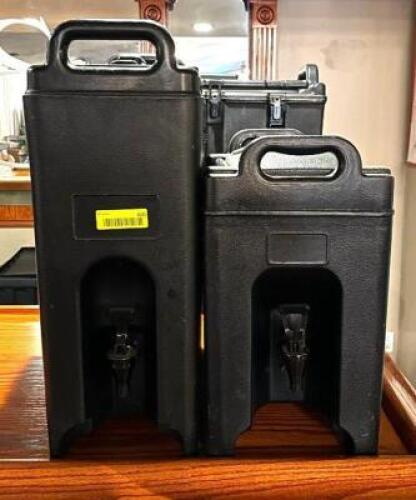 DESCRIPTION: (2) INSULATED BEVERAGE DISPENSERS BRAND/MODEL: CARLISLE LOCATION: MAIN HALL QTY: 2