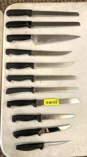 DESCRIPTION: ASSORTED CHEFS KNIVES AS SHOWN LOCATION: MAIN HALL QTY: 1