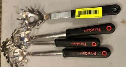 DESCRIPTION: (4) STAINLESS PASTA SERVERS LOCATION: MAIN HALL THIS LOT IS: SOLD BY THE PIECE QTY: 4