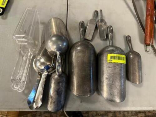 DESCRIPTION: (1) LOT OF STAINLESS AND PLASTIC ICE SCOOPS LOCATION: MAIN HALL THIS LOT IS: ONE MONEY QTY: 1