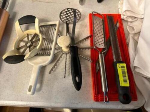 DESCRIPTION: (1) LOT OF ASSORTED UTENSILS. ADDITIONAL INFORMATION ZESTERS, SLICERS, WEDGERS LOCATION: MAIN HALL THIS LOT IS: ONE MONEY QTY: 1