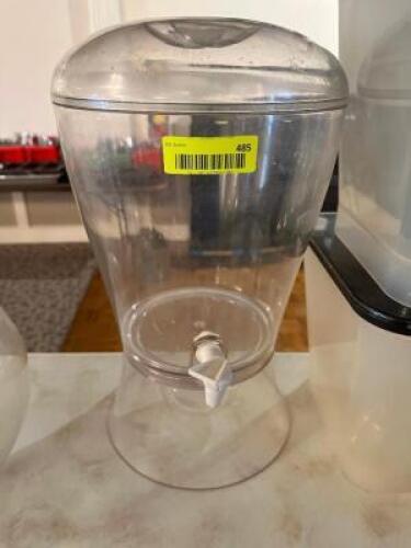 DESCRIPTION: CLEAR PLASTIC BEVERAGE DISPENSER W/ STAND AND LID LOCATION: MAIN HALL QTY: 1