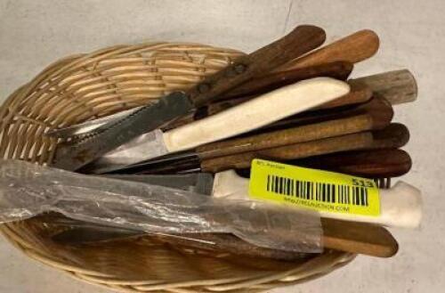 DESCRIPTION: (20) ASSORTED STEAK KNIVES LOCATION: MAIN HALL THIS LOT IS: ONE MONEY QTY: 1
