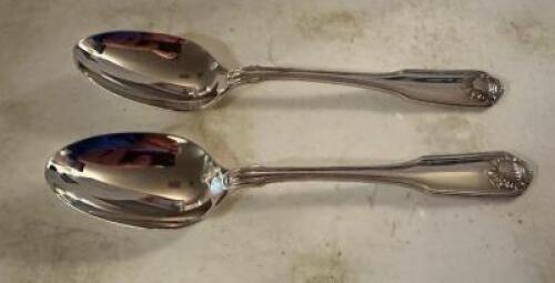 DESCRIPTION: (50) STAINLESS SPOONS LOCATION: MAIN HALL THIS LOT IS: SOLD BY THE PIECE QTY: 50
