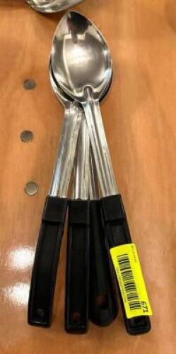 DESCRIPTION: (4) STAINLESS SERVING SPOONS LOCATION: MAIN HALL QTY: 4