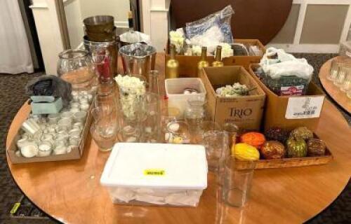 DESCRIPTION: ASSORTED TABLE DECOR AS SHOWN INFORMATION: SEE PHOTOS FOR MORE DETAIL LOCATION: MAIN HALL QTY: 1
