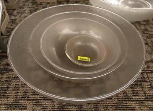 DESCRIPTION: (4) PLASTIC SALAD BOWLS LOCATION: MAIN HALL QTY: 4
