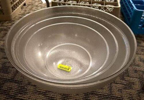 DESCRIPTION: (5) PLASTIC SALAD BOWLS LOCATION: MAIN HALL QTY: 5
