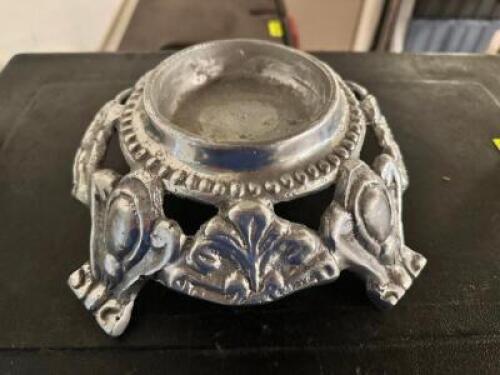 DESCRIPTION: (12) PEWTER CANDLE CENTER PIECE HOLDERS LOCATION: MAIN HALL THIS LOT IS: SOLD BY THE PIECE QTY: 12