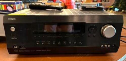 DESCRIPTION: 7.2 CHANNEL A/V RECEIVER BRAND/MODEL: INTEGRA DTR-30.1 LOCATION: MAIN HALL QTY: 1