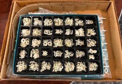 DESCRIPTION: BOX OF ASSORTED SIGN LETTERS LOCATION: MAIN HALL QTY: 1