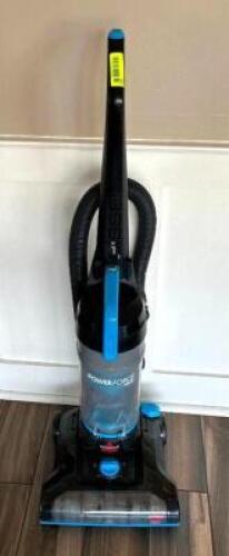DESCRIPTION: POWERFORCE HELIX VACUUM CLEANER BRAND/MODEL: BISSELL LOCATION: FRONT ENTRANCE HALLWAY QTY: 1