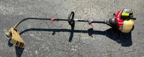 DESCRIPTION: SPEED START 4-CYCLE WEEDWACKER GAS TRIMMER BRAND/MODEL: CRAFTSMAN 316.79184 LOCATION: SHED QTY: 1