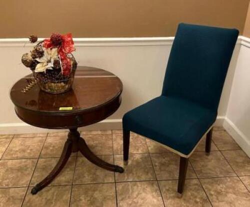 DESCRIPTION: SIDE CHAIR WITH WOODEN SIDE TABLE SIZE: 28" LOCATION: WOMENS BATHROOM QTY: 1