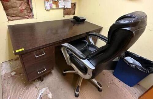 DESCRIPTION: 5-DRAWER DESK WITH OFFICE CHAIR INFORMATION: HAS KEY LOCATION: OFFICE #2 QTY: 1