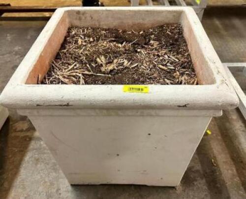 DESCRIPTION: 25" ROUND X 36" TALL STONE PLANTER SIZE 25" R X 36" T LOCATION: BAY 6 QTY: 1