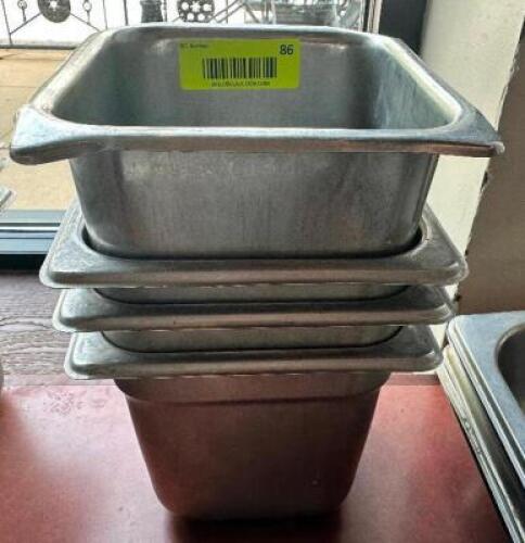 DESCRIPTION: (4) 1/6 SIZE STAINLESS INSERTS ADDITIONAL INFORMATION 6" DEEP LOCATION: FRONT THIS LOT IS: SOLD BY THE PIECE QTY: 4