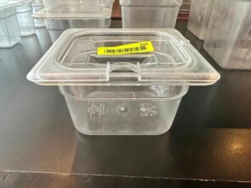 DESCRIPTION: (8) 1/6 SIZE PLASTIC INSERTS W/ LIDS ADDITIONAL INFORMATION 4" DEEP LOCATION: FRONT THIS LOT IS: SOLD BY THE PIECE QTY: 8