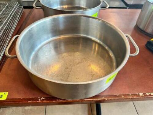 DESCRIPTION: VOLLRATH 15" STAINLESS INDUCTION STOCK POT BRAND / MODEL: VOLLRATH SIZE 15" LOCATION: FRONT QTY: 1