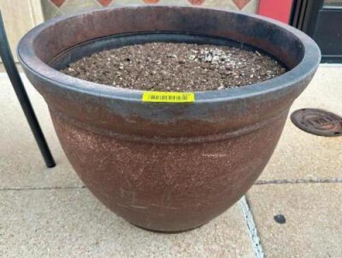 DESCRIPTION: (2) 22" ROUND CERAMIC PLANTERS LOCATION: OUTSIDE THIS LOT IS: SOLD BY THE PIECE QTY: 2