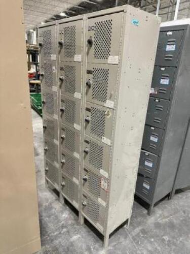 18 GROUP METAL LOCKER SYSTEM